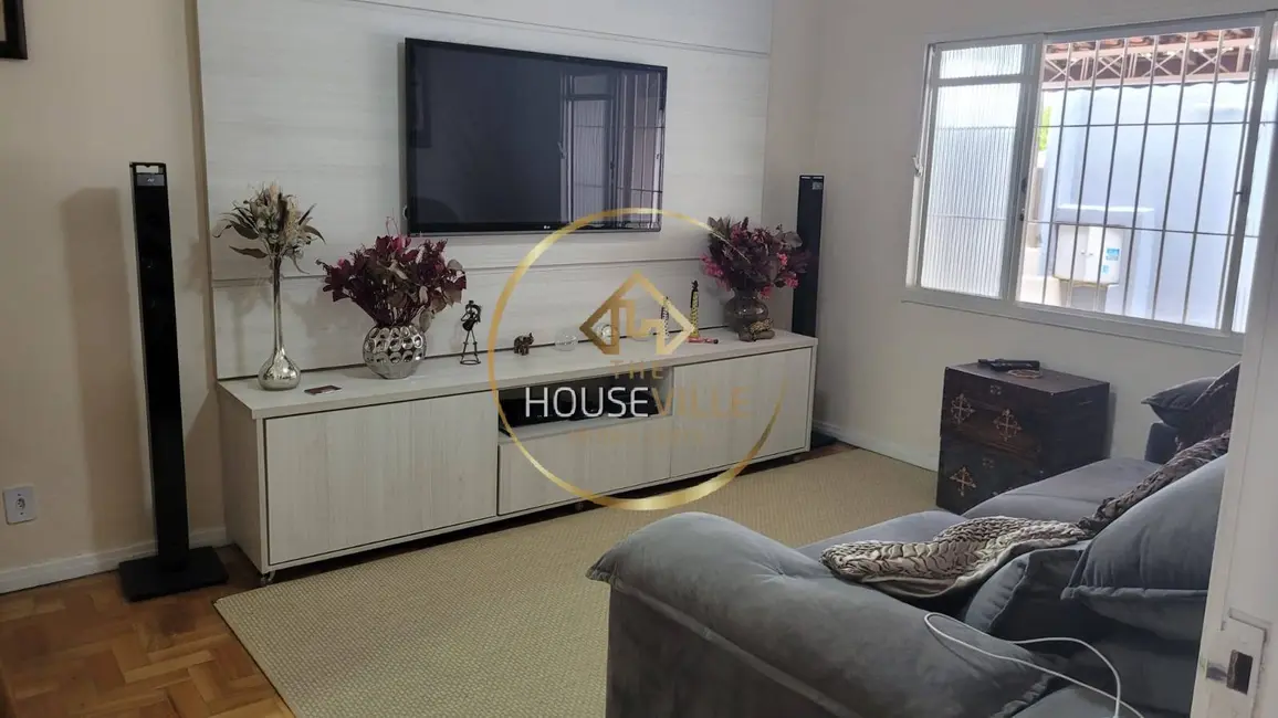 Foto 1 de Casa com 4 quartos à venda, 200m2 em Sao Jose Dos Campos - SP