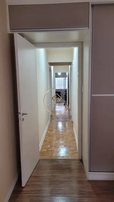 Foto 8 de Casa com 4 quartos à venda, 200m2 em Sao Jose Dos Campos - SP