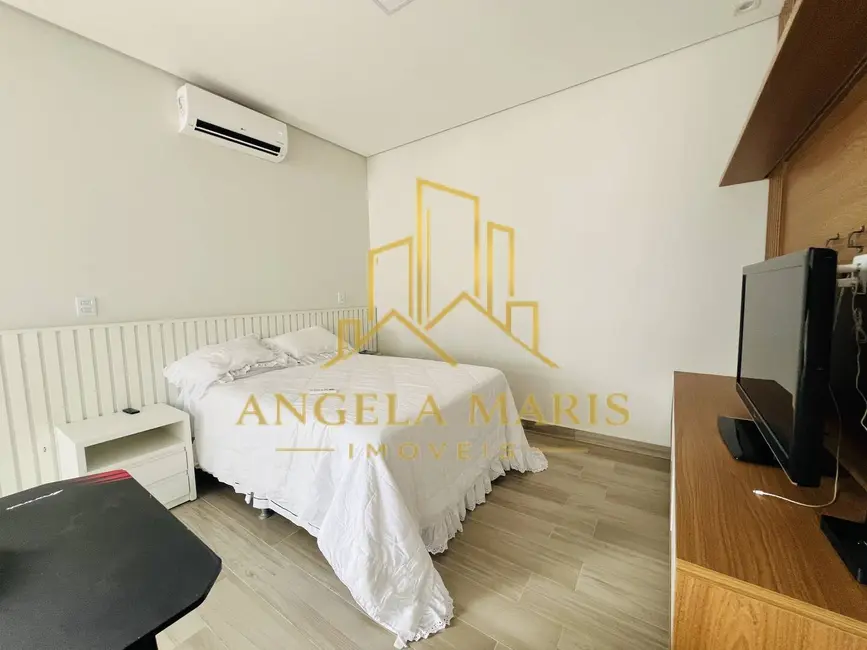 Foto 8 de Casa de Condomínio com 3 quartos à venda, 160m2 em Cacapava - SP