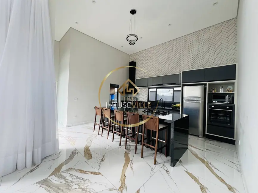 Foto 3 de Casa de Condomínio com 3 quartos à venda, 160m2 em Cacapava - SP