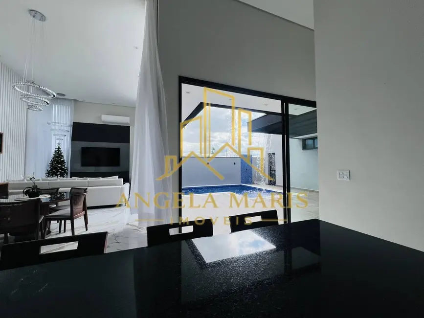 Foto 6 de Casa de Condomínio com 3 quartos à venda, 160m2 em Cacapava - SP