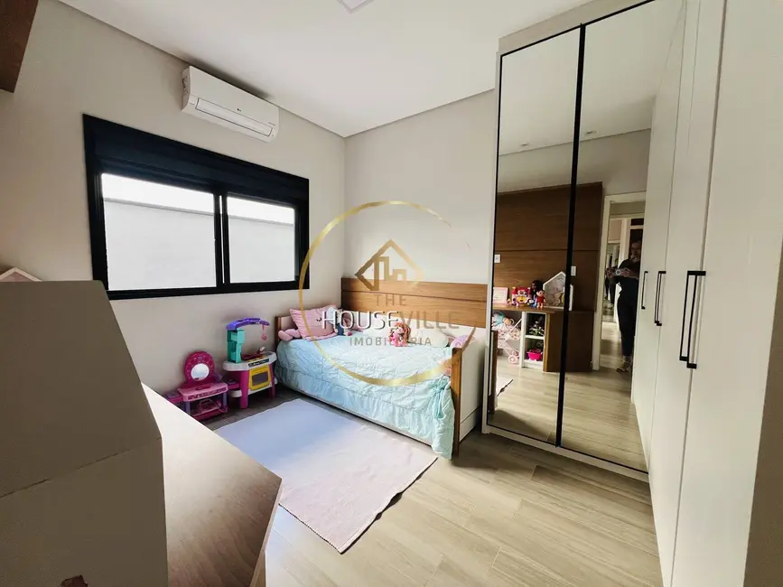 Foto 9 de Casa de Condomínio com 3 quartos à venda, 160m2 em Cacapava - SP