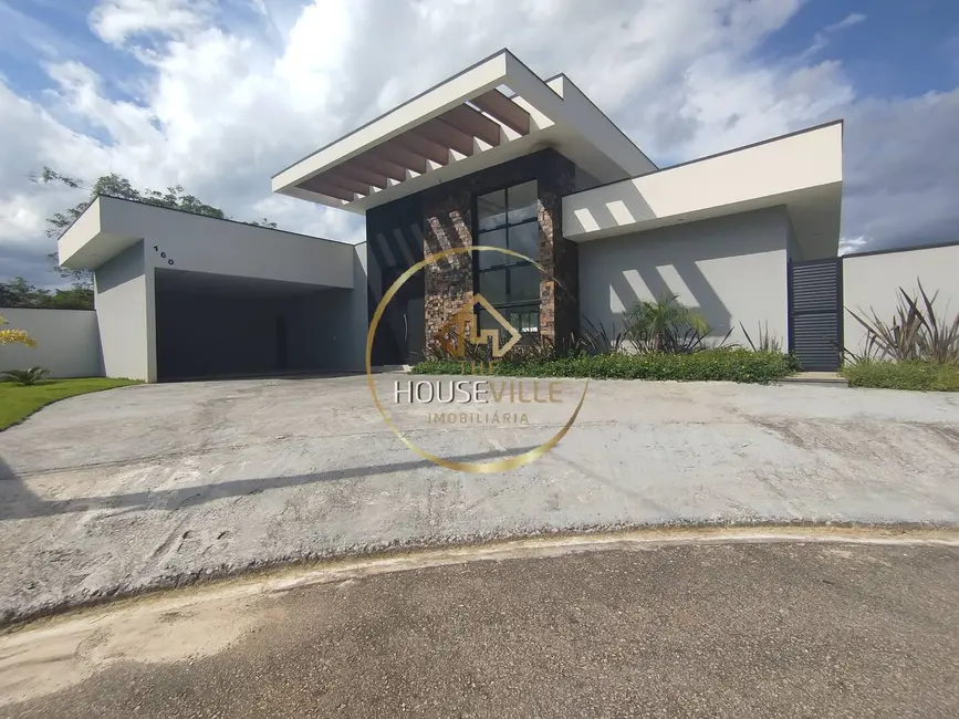 Foto 1 de Casa de Condomínio com 4 quartos à venda, 186m2 em Cacapava - SP