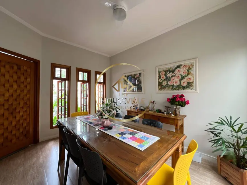 Foto 4 de Casa com 3 quartos à venda, 98m2 em Loteamento Villa Branca, Jacarei - SP