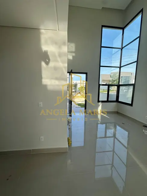 Foto 5 de Casa de Condomínio com 3 quartos à venda, 179m2 em Parque Residencial Maria Elmira, Cacapava - SP