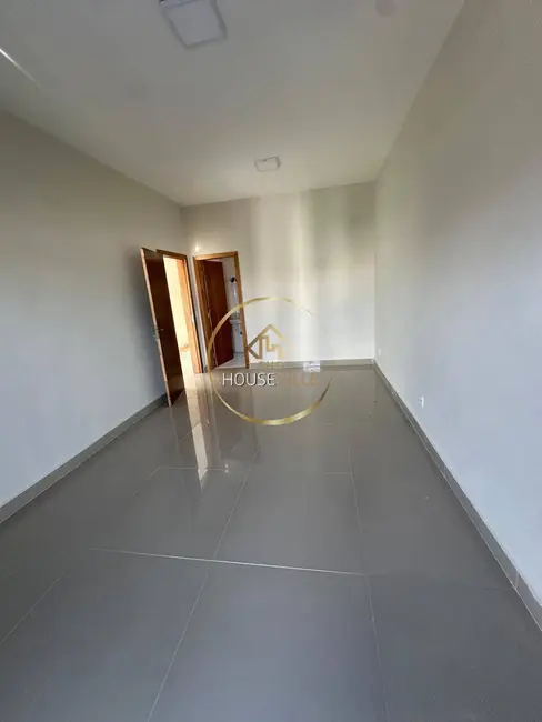 Foto 8 de Sobrado com 3 quartos à venda e para alugar, 179m2 em Parque Residencial Maria Elmira, Cacapava - SP