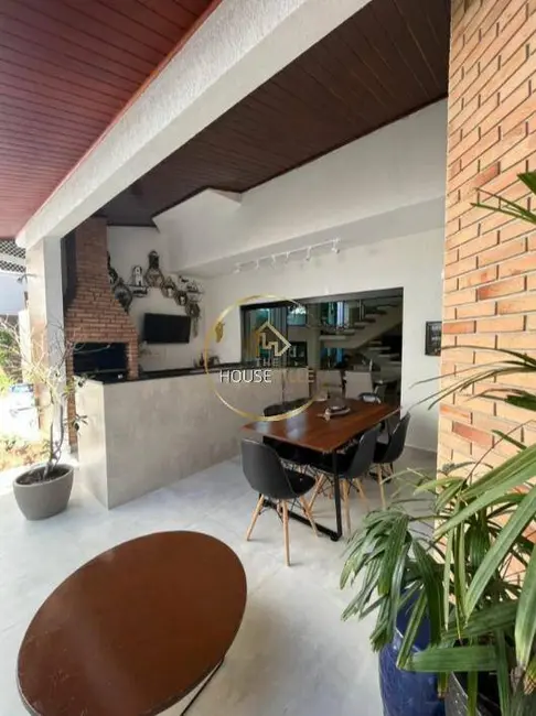 Foto 6 de Casa de Condomínio com 3 quartos à venda, 260m2 em Sao Jose Dos Campos - SP