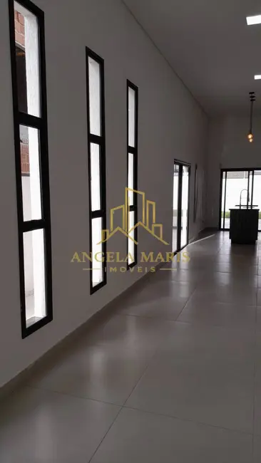 Casa de Condomínio com 3 quartos à venda, 135m2 em Cacapava - SP - imagem 3 Foto 3 de Casa de Condomínio com 3 quartos à venda, 135m2 em Cacapava - SP