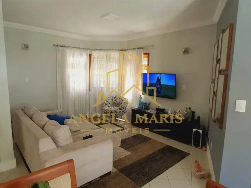 Casa de Condomínio com 3 quartos à venda, 215m2 em Sao Jose Dos Campos - SP - imagem 2 Foto 2 de Casa de Condomínio com 3 quartos à venda, 215m2 em Sao Jose Dos Campos - SP