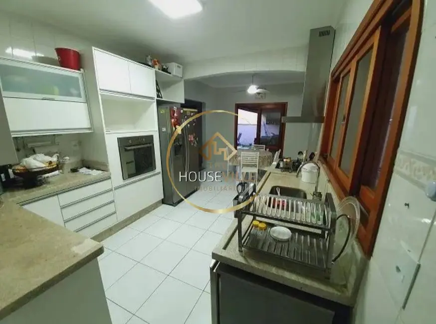 Foto 5 de Casa de Condomínio com 3 quartos à venda, 215m2 em Sao Jose Dos Campos - SP