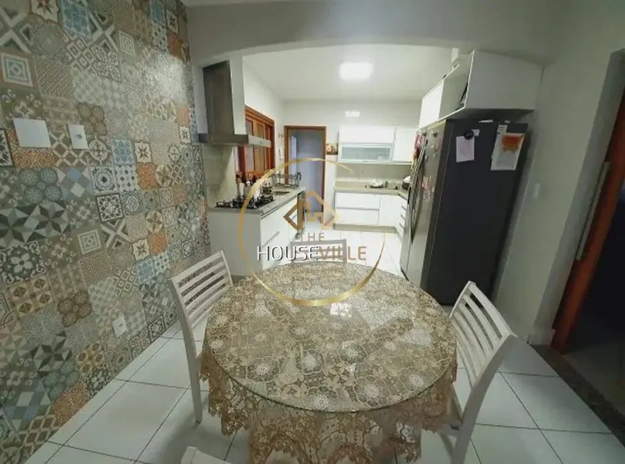 Foto 8 de Casa de Condomínio com 3 quartos à venda, 215m2 em Sao Jose Dos Campos - SP