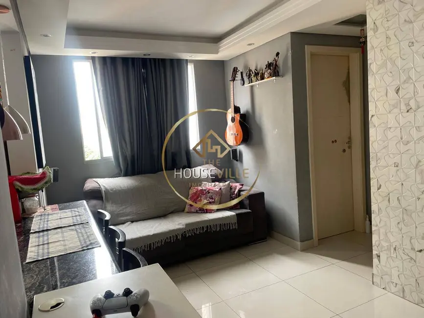 Foto 2 de Apartamento com 2 quartos à venda, 44m2 em Sao Jose Dos Campos - SP