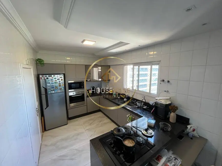 Foto 7 de Apartamento com 3 quartos à venda, 142m2 em Sao Jose Dos Campos - SP