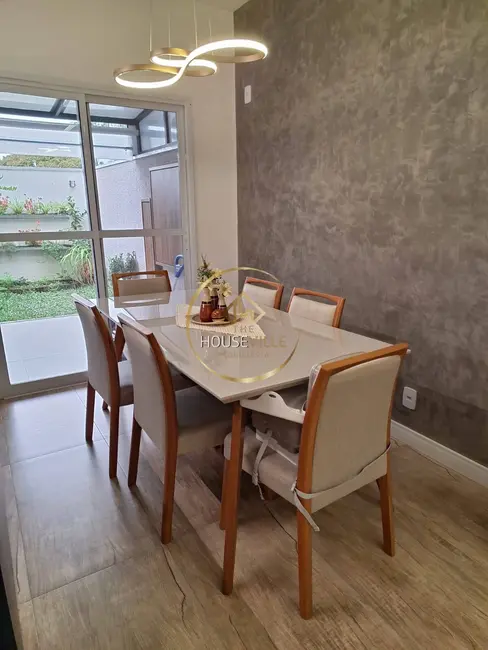 Foto 6 de Casa de Condomínio com 3 quartos à venda, 105m2 em Sao Jose Dos Campos - SP