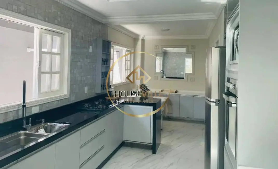 Casa de Condomínio com 6 quartos à venda, 350m2 em Sao Jose Dos Campos - SP - imagem 8 Foto 8 de Casa de Condomínio com 6 quartos à venda, 350m2 em Sao Jose Dos Campos - SP