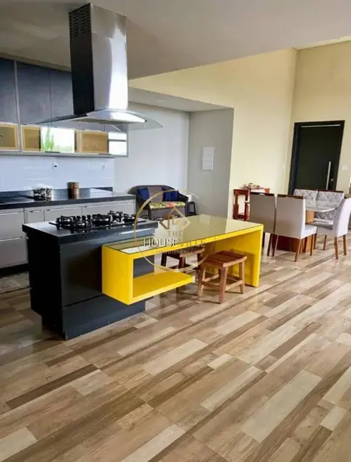 Foto 4 de Casa de Condomínio com 3 quartos à venda, 259m2 em Condomínio Residencial Ecopark Bourbon, Cacapava - SP