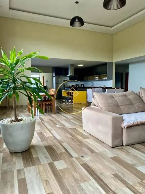 Foto 5 de Casa de Condomínio com 3 quartos à venda, 259m2 em Condomínio Residencial Ecopark Bourbon, Cacapava - SP