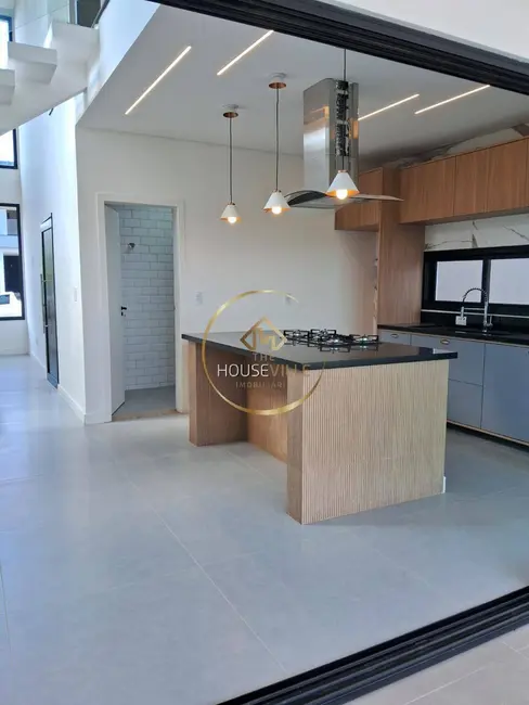 Casa de Condomínio com 3 quartos à venda, 270m2 em Cacapava - SP - imagem 9 Foto 9 de Casa de Condomínio com 3 quartos à venda, 270m2 em Cacapava - SP