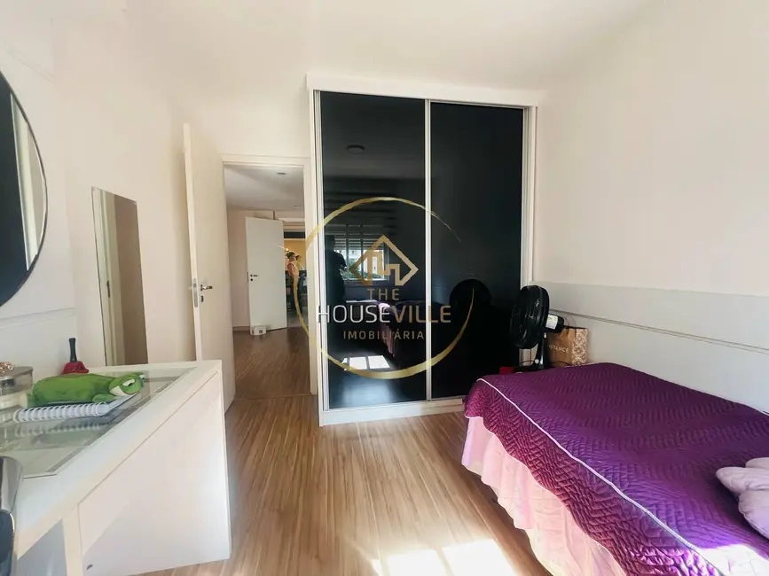 Apartamento com 3 quartos à venda, 143m2 em Sao Jose Dos Campos - SP - imagem 9 Foto 9 de Apartamento com 3 quartos à venda, 143m2 em Sao Jose Dos Campos - SP
