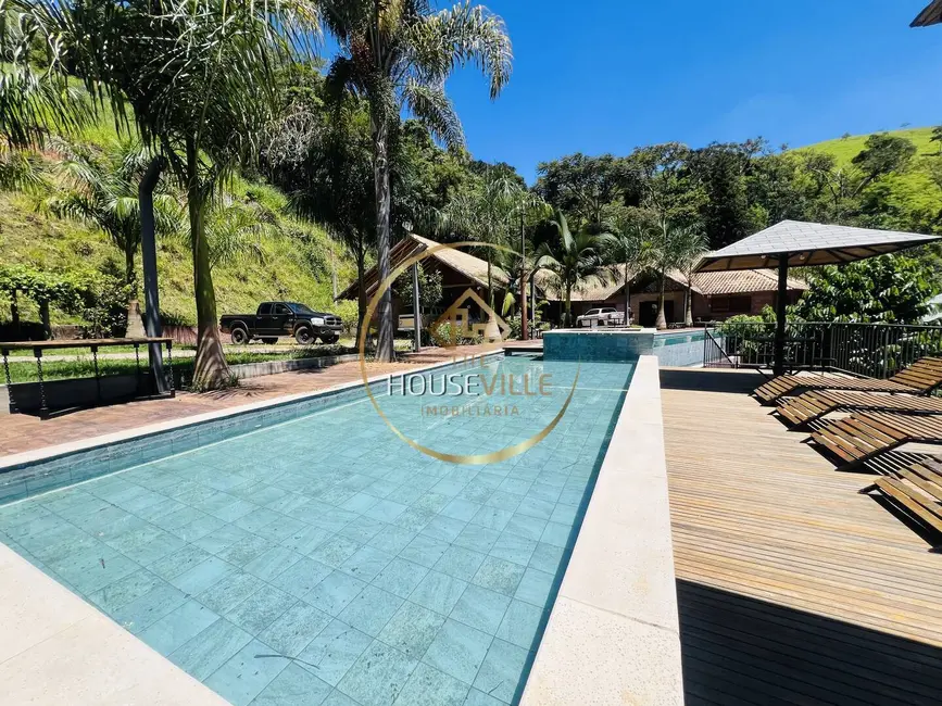Foto 1 de Sítio / Rancho com 7 quartos à venda, 121m2 em Paraibuna - SP