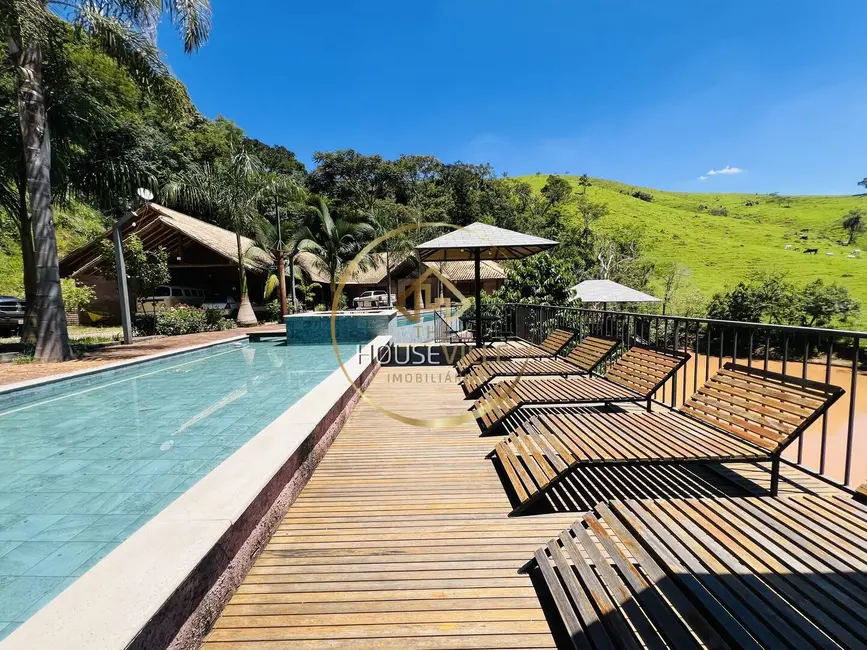 Foto 2 de Sítio / Rancho com 7 quartos à venda, 121m2 em Paraibuna - SP