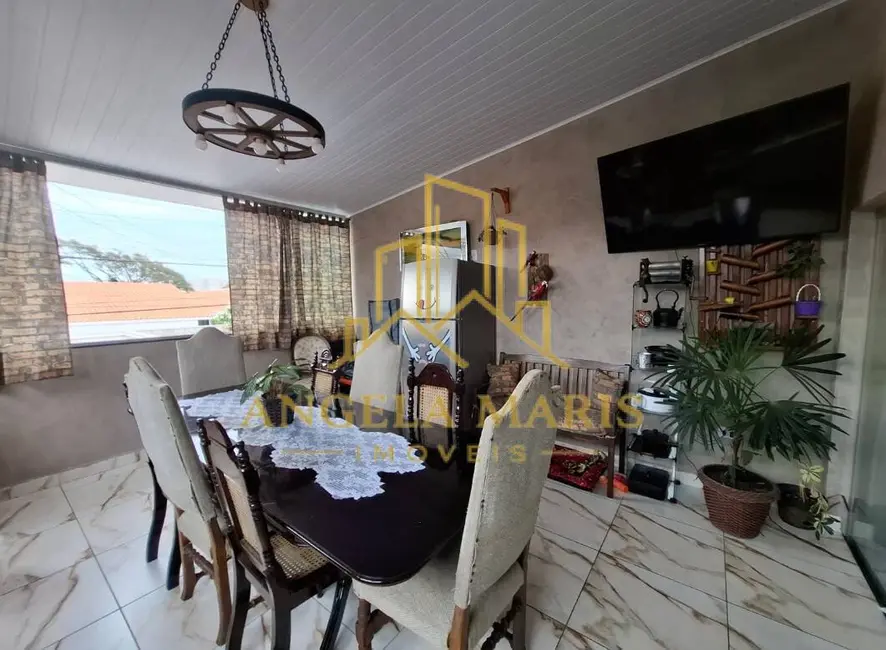 Casa com 2 quartos à venda, 145m2 em Sao Jose Dos Campos - SP - imagem 3 Foto 3 de Casa com 2 quartos à venda, 145m2 em Sao Jose Dos Campos - SP