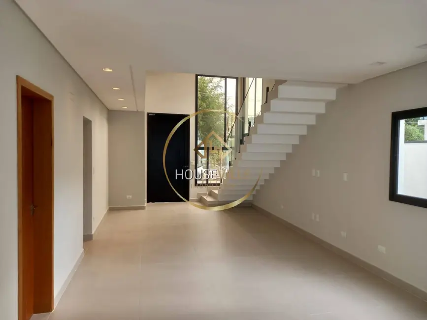 Foto 2 de Casa de Condomínio com 3 quartos à venda, 200m2 em Cacapava - SP