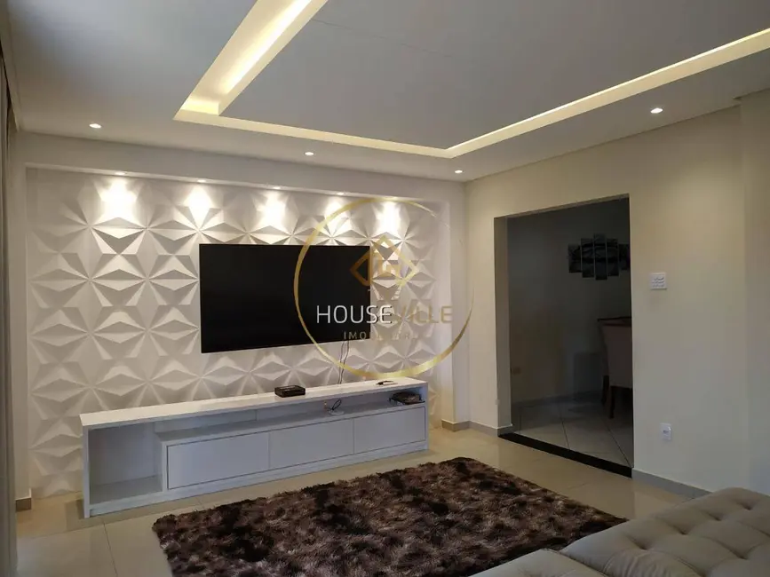 Casa com 2 quartos à venda, 98m2 em Sao Jose Dos Campos - SP - imagem 1 Foto 1 de Casa com 2 quartos à venda, 98m2 em Sao Jose Dos Campos - SP