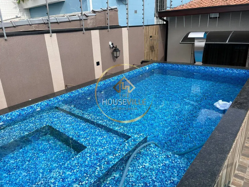 Foto 4 de Casa com 4 quartos à venda, 215m2 em Jardim Flórida, Jacarei - SP