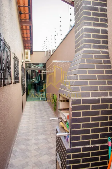 Foto 6 de Casa com 4 quartos à venda, 215m2 em Jardim Flórida, Jacarei - SP