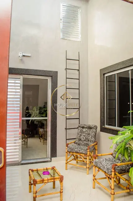 Foto 5 de Casa com 4 quartos à venda, 215m2 em Jardim Flórida, Jacarei - SP