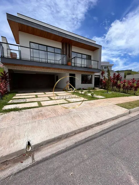 Foto 2 de Casa com 3 quartos para alugar, 282m2 em Sao Jose Dos Campos - SP