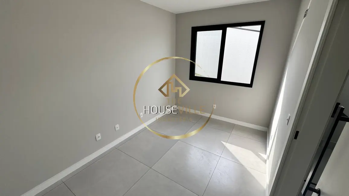 Foto 6 de Casa de Condomínio com 4 quartos à venda, 220m2 em Sao Jose Dos Campos - SP