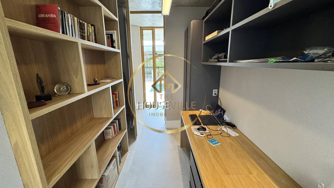 Foto 6 de Casa de Condomínio com 3 quartos à venda, 428m2 em Sao Jose Dos Campos - SP