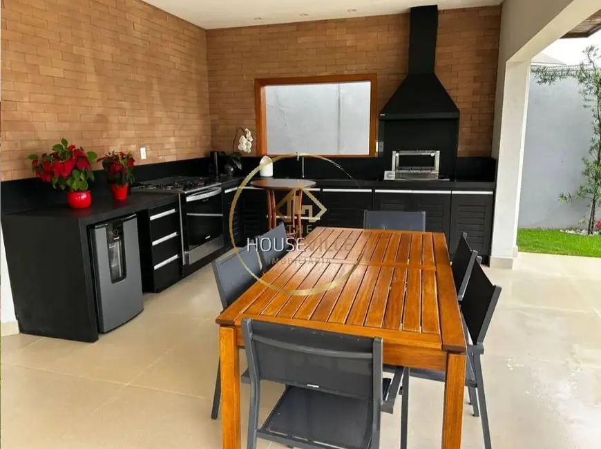 Casa de Condomínio com 4 quartos à venda e para alugar, 400m2 em Sao Jose Dos Campos - SP - imagem 6 Foto 6 de Casa de Condomínio com 4 quartos à venda e para alugar, 400m2 em Sao Jose Dos Campos - SP