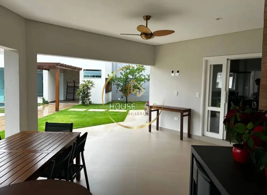 Casa de Condomínio com 4 quartos à venda e para alugar, 400m2 em Sao Jose Dos Campos - SP - imagem 9 Foto 9 de Casa de Condomínio com 4 quartos à venda e para alugar, 400m2 em Sao Jose Dos Campos - SP
