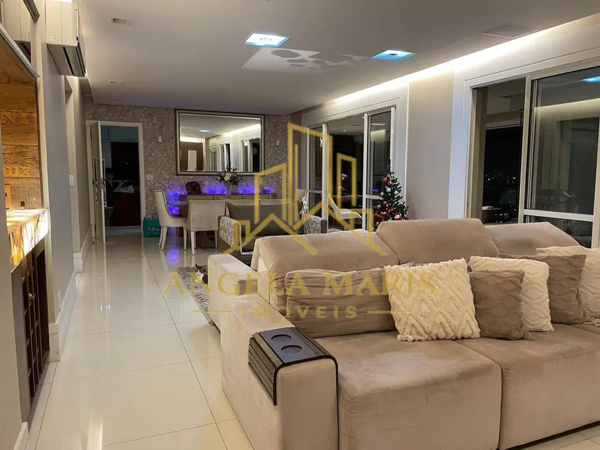 Foto 9 de Apartamento com 3 quartos à venda, 194m2 em Sao Jose Dos Campos - SP