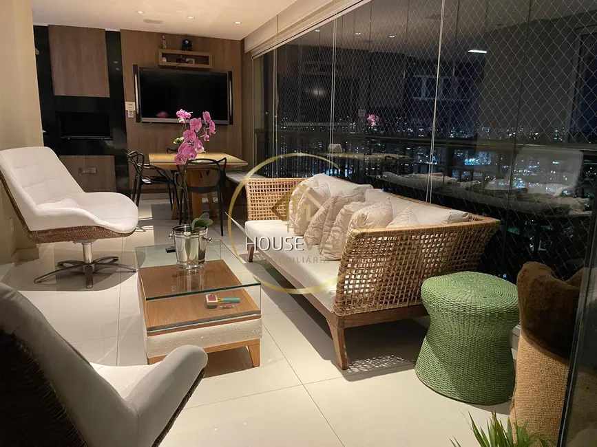 Apartamento com 3 quartos à venda, 194m2 em Sao Jose Dos Campos - SP - imagem 5 Foto 5 de Apartamento com 3 quartos à venda, 194m2 em Sao Jose Dos Campos - SP