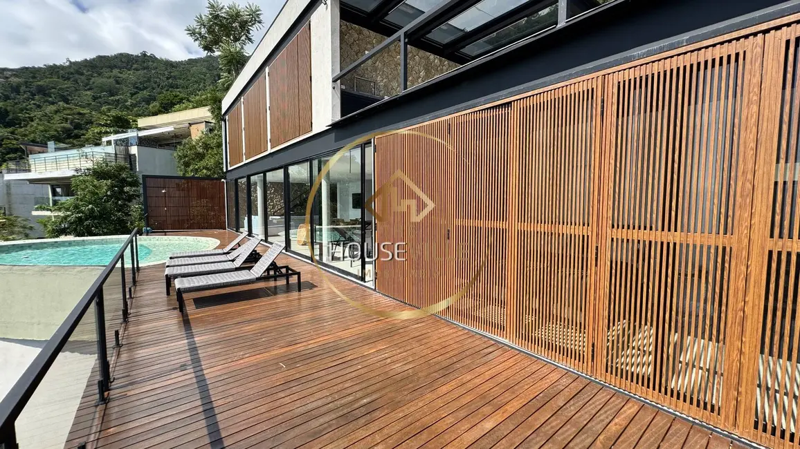 Foto 9 de Casa de Condomínio com 4 quartos à venda, 497m2 em Ilhabela - SP