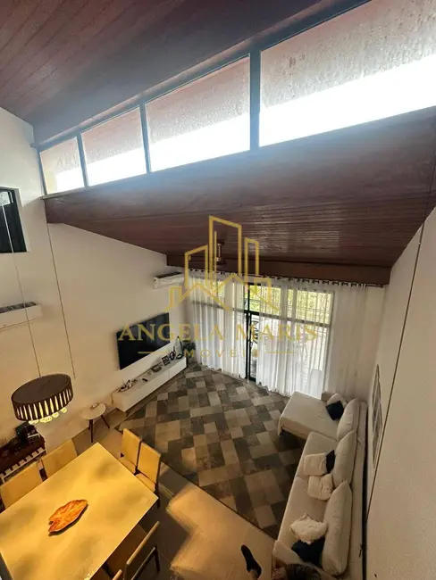 Foto 5 de Casa de Condomínio com 4 quartos à venda, 204m2 em Sao Sebastiao - SP