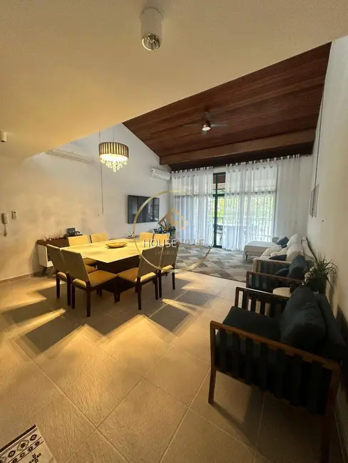 Foto 2 de Casa de Condomínio com 4 quartos à venda, 204m2 em Sao Sebastiao - SP