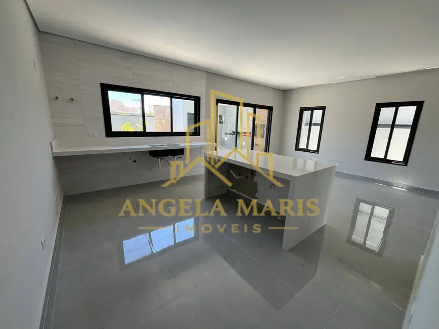 Foto 1 de Casa de Condomínio com 4 quartos à venda, 240m2 em Sao Jose Dos Campos - SP