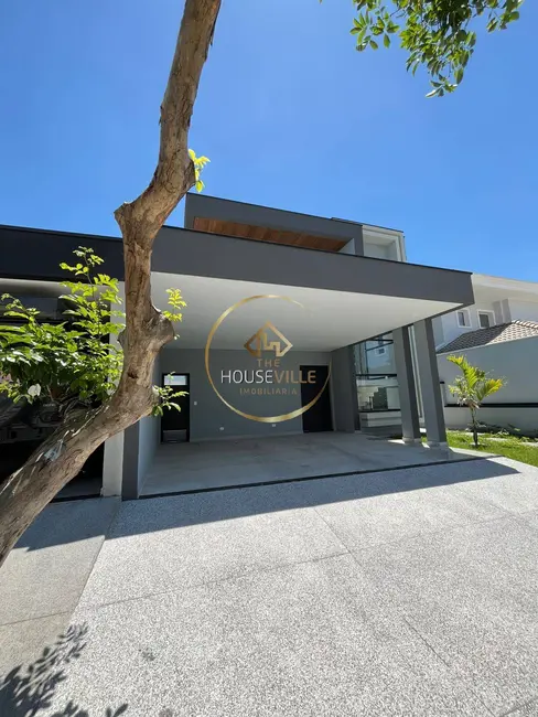 Foto 1 de Casa de Condomínio com 4 quartos à venda, 240m2 em Sao Jose Dos Campos - SP