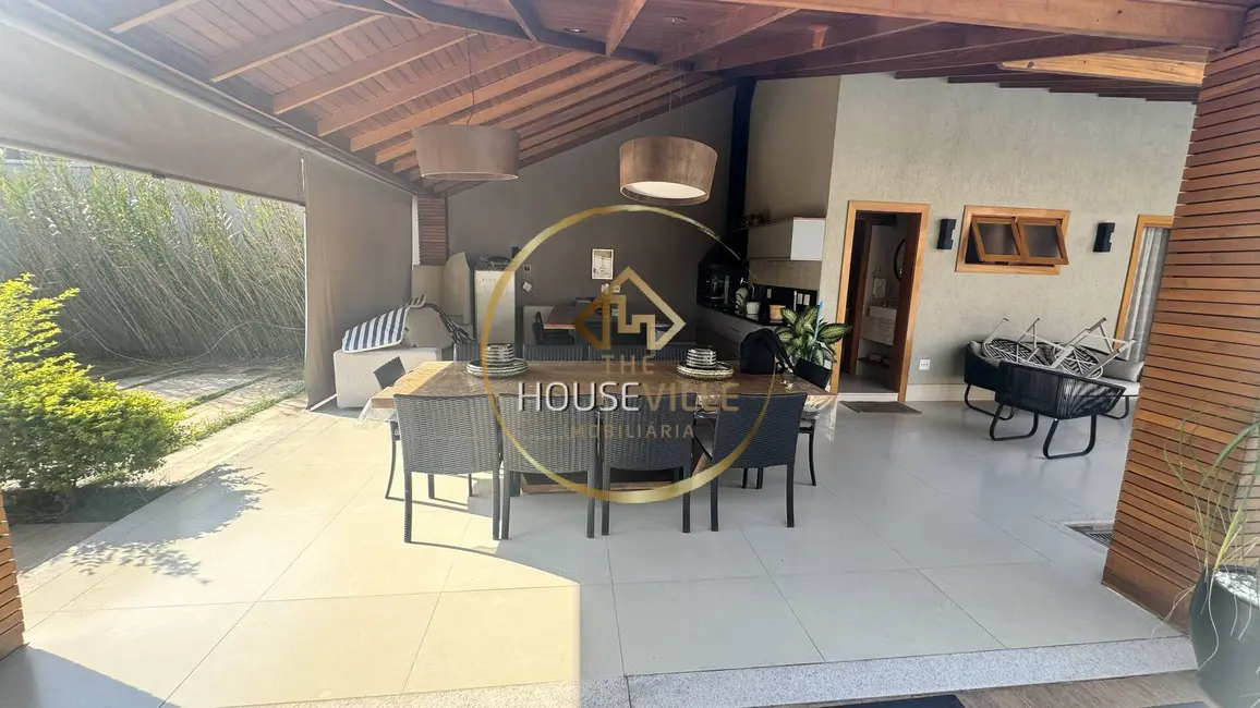 Foto 3 de Casa de Condomínio com 2 quartos à venda, 380m2 em Sao Jose Dos Campos - SP