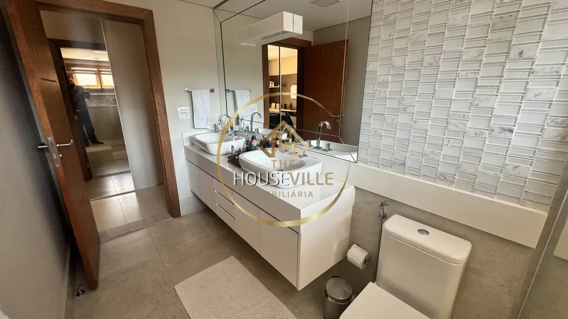 Foto 7 de Casa de Condomínio com 2 quartos à venda, 380m2 em Sao Jose Dos Campos - SP