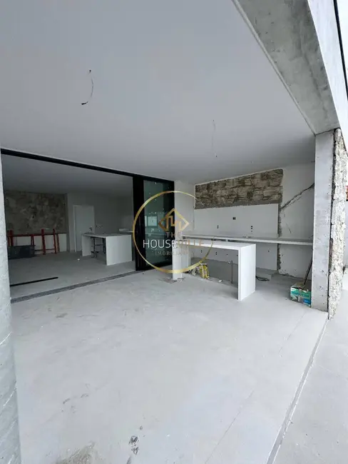 Foto 4 de Casa de Condomínio com 3 quartos à venda, 320m2 em Sao Jose Dos Campos - SP