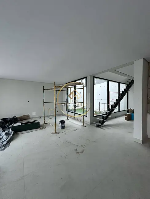 Foto 3 de Casa de Condomínio com 3 quartos à venda, 320m2 em Sao Jose Dos Campos - SP