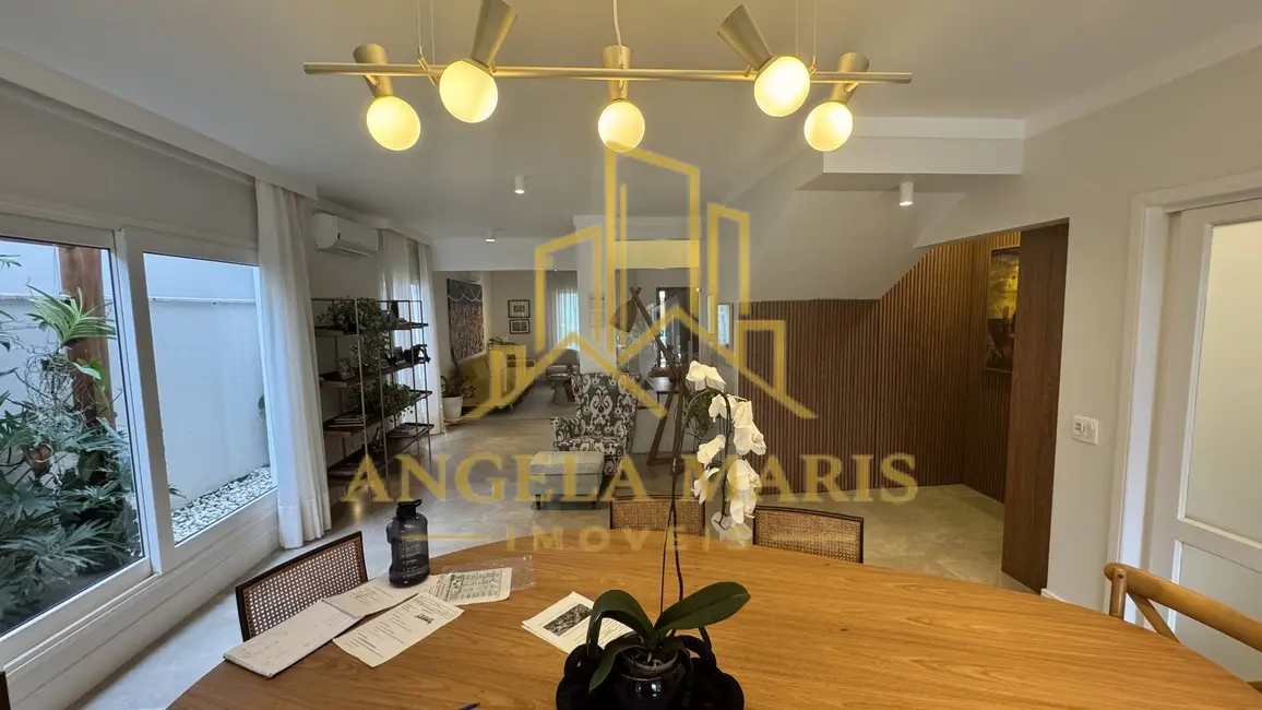 Foto 7 de Casa de Condomínio com 5 quartos à venda, 480m2 em Sao Jose Dos Campos - SP