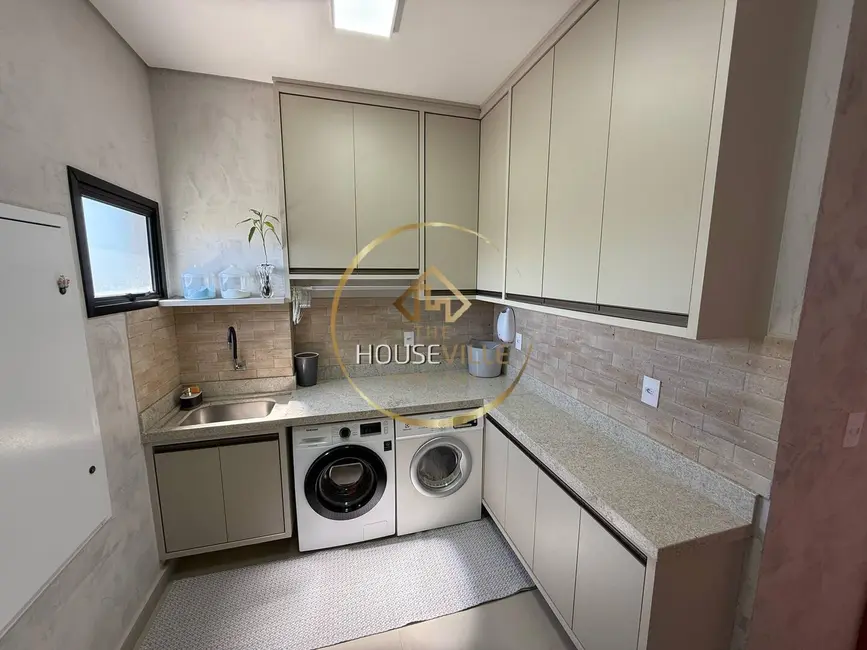 Foto 6 de Casa de Condomínio com 3 quartos à venda e para alugar, 312m2 em Condomínio Residencial Ecopark Bourbon, Cacapava - SP