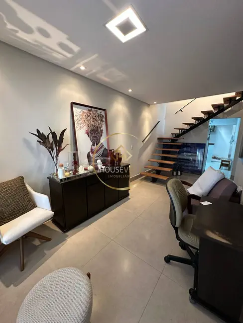 Foto 3 de Casa de Condomínio com 3 quartos à venda, 150m2 em Sao Jose Dos Campos - SP